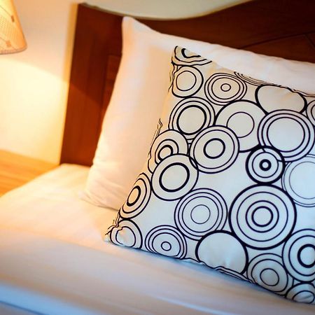 The Yim Siam Hotel Patong Екстериор снимка